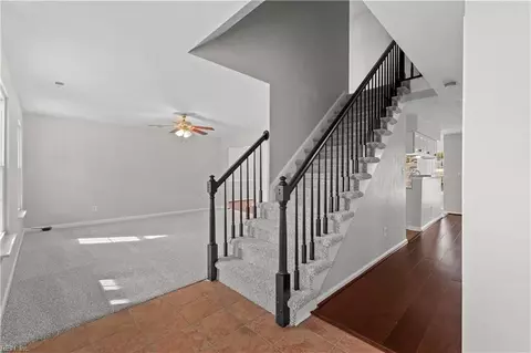 39 Tripp Ter, Hampton, VA 23666 photo 5