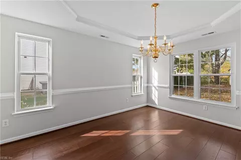 39 Tripp Ter, Hampton, VA 23666 photo 9