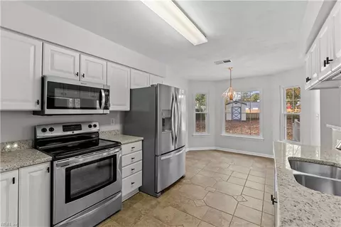 39 Tripp Ter, Hampton, VA 23666 photo 16
