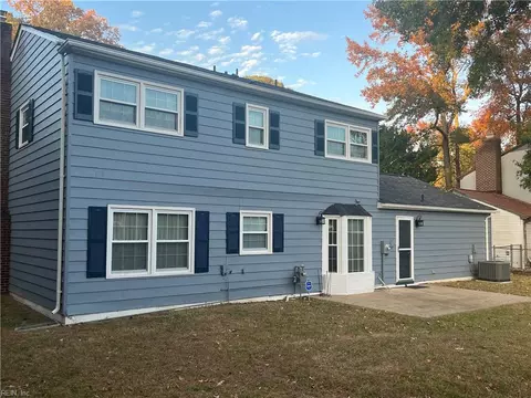 Exterior - 3 George Ct, Hampton, VA 23663 photo 4 of 4