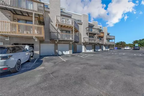3224 E Ocean View Ave #10, Norfolk, VA 23518 photo 30
