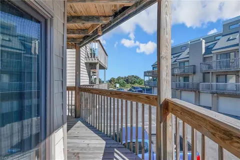 3224 E Ocean View Ave #10, Norfolk, VA 23518 photo 9