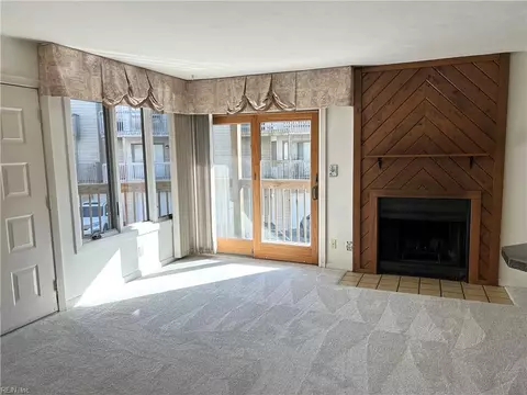 3224 E Ocean View Ave #10, Norfolk, VA 23518 photo 7