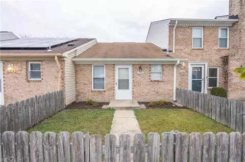 708 Wolftrap Ln, Virginia Beach, VA 23462
