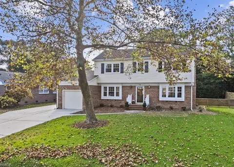 745 Queen Elizabeth Dr, Virginia Beach, VA 23452