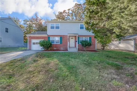 49 Crutchfield Dr, Newport News, VA 23602