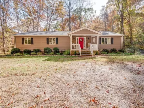 117 Deerwood Dr, Williamsburg, VA 23188