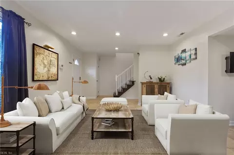 1072 Level Green Blvd, Virginia Beach, VA 23464