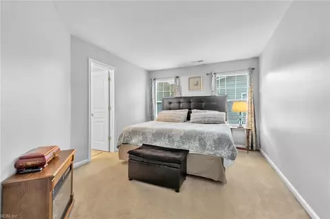 Bedroom - 228 Bailey Park Dr, Hampton, VA 23669 photo 1 of 4