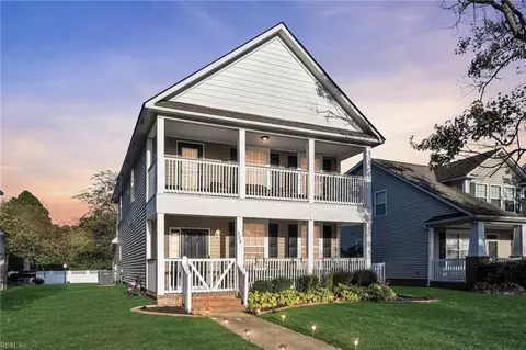 228 Bailey Park Dr, Hampton, VA 23669