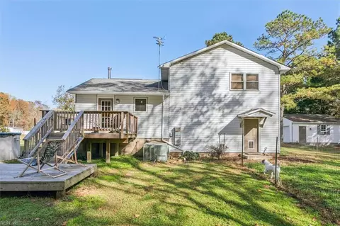 Exterior - 2600 Wright Rd, Saluda, VA 23149 photo 6 of 11