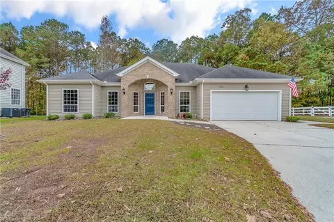 3085 Clarke Dr, Virginia Beach, VA 23456