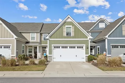 1806 Doubloon Way, Chesapeake, VA 23323