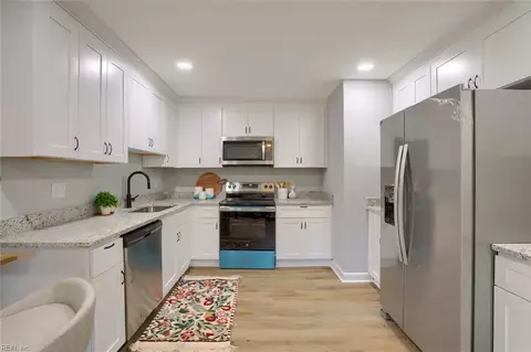 901 Wilson Rd, Smithfield, VA 23430 photo 5