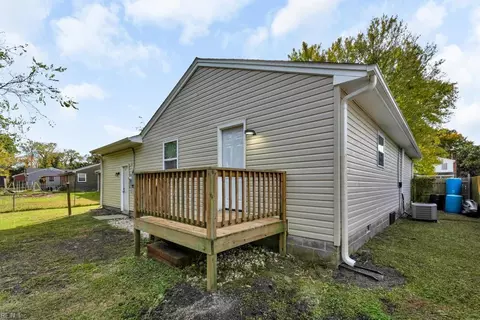 13 Corey Cir, Hampton, VA 23663 photo 19