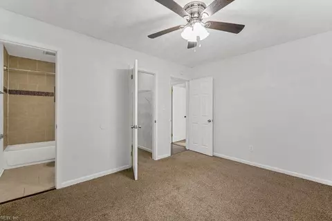 13 Corey Cir, Hampton, VA 23663 photo 12
