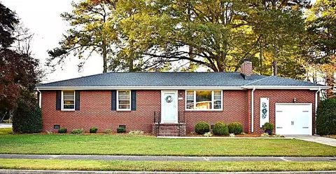 229 Faulk Rd, Norfolk, VA 23502