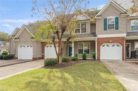 5025 Prestwick St, Suffolk, VA 23435