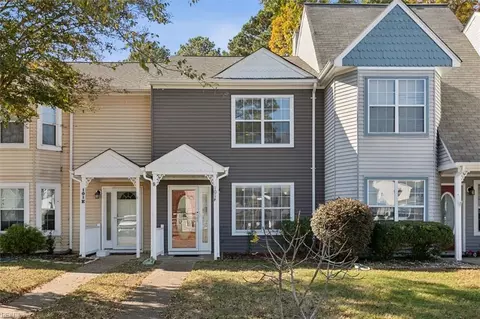 101 Heather Way #F, Yorktown, VA 23693