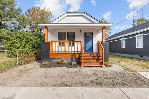 1118 Wilcox Ave, Portsmouth, VA 23704