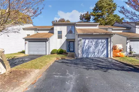 1516 Colonnade Dr, Virginia Beach, VA 23451
