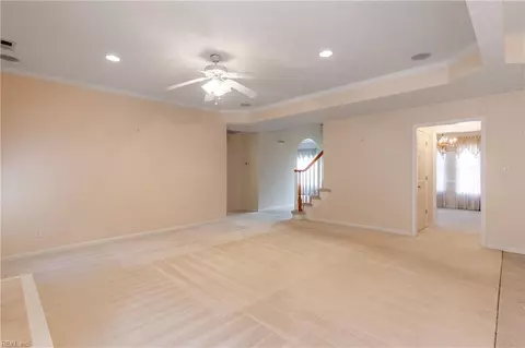 Living - 12 W Big Sky Dr, Hampton, VA 23666 photo 3 of 6