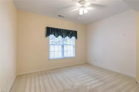 Bedroom - 12 W Big Sky Dr, Hampton, VA 23666 photo 4 of 9