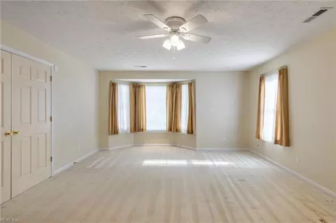 Bedroom - 12 W Big Sky Dr, Hampton, VA 23666 photo 8 of 9