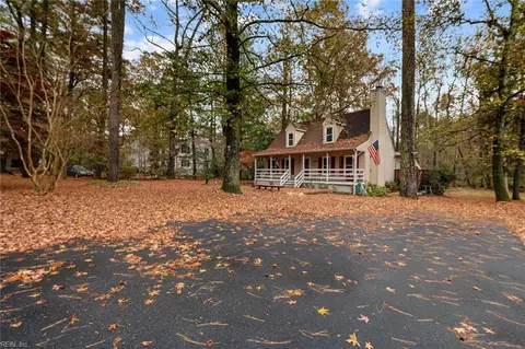 7179 Deer Run Dr, Gloucester, VA 23061 photo 2