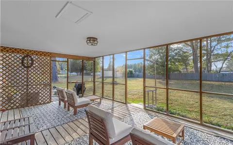 Exterior - 111 Moone Dr, Smithfield, VA 23430 photo 4 of 8