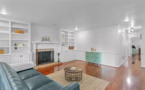 Living - 111 Moone Dr, Smithfield, VA 23430 photo 2 of 2
