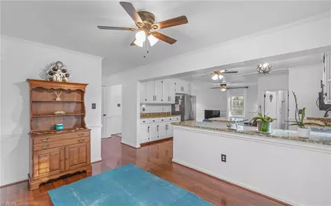Entry Way - 111 Moone Dr, Smithfield, VA 23430 photo 3 of 6