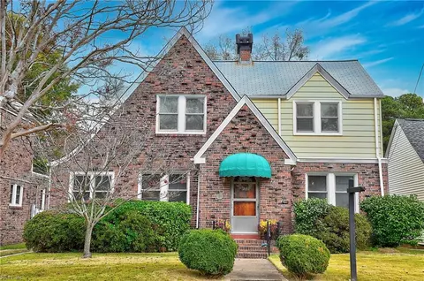 136 Fayton Ave, Norfolk, VA 23505