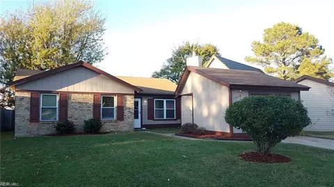 1075 Glen Willow Dr, Virginia Beach, VA 23462