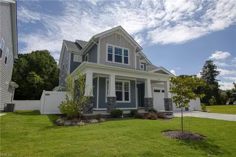 1120 Erin Dr, Suffolk, VA 23435