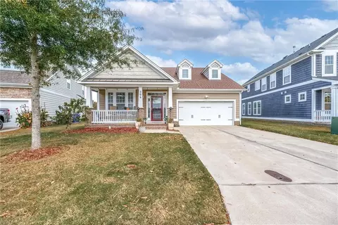 306 Terrywood Dr, Suffolk, VA 23434