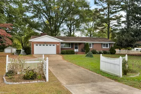 109 Lindsey Ave, Chesapeake, VA 23320