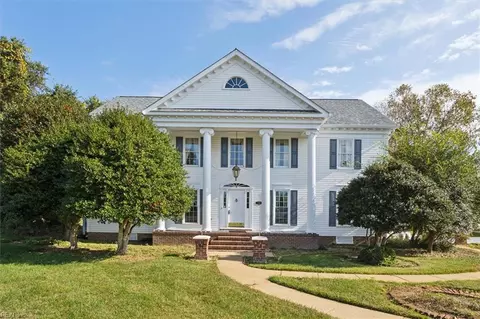 2645 River Rd, Virginia Beach, VA 23454
