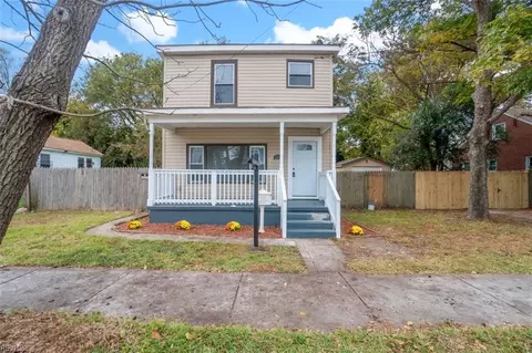 2112 Richmond Ave, Portsmouth, VA 23704