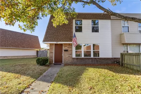 987 S Club House Rd, Virginia Beach, VA 23452