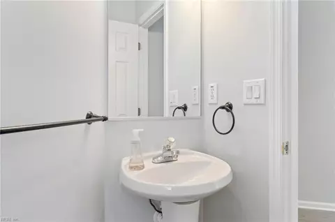 4013 River Breeze Cir, Chesapeake, VA 23321 photo 28