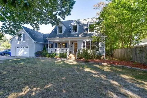 736 Woodstock Rd, Virginia Beach, VA 23464
