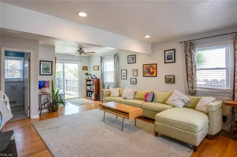 415 Pinewood Dr, Virginia Beach, VA 23451