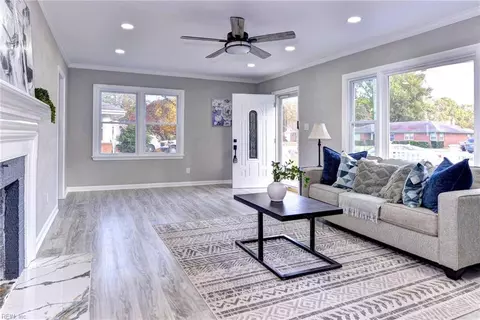Living - 339 Whealton Rd, Hampton, VA 23666 photo 4 of 5