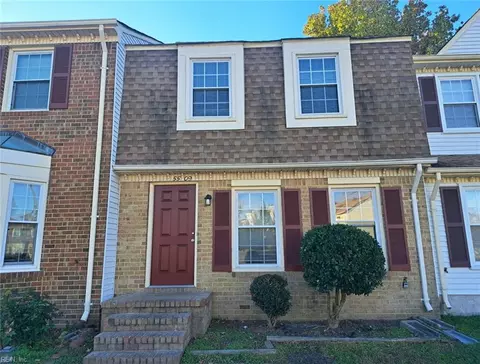 5509 Hallowed Halls Rd, Virginia Beach, VA 23462