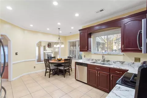 6406 Moss Side Ct, Suffolk, VA 23435 photo 10
