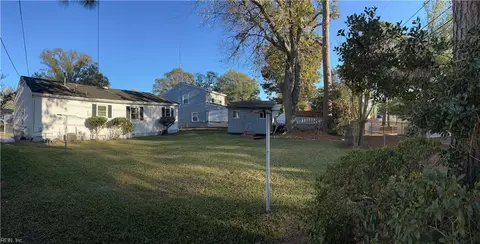 104 Clemwood Pkwy Pw Pkwy, Hampton, VA 23669 photo 2
