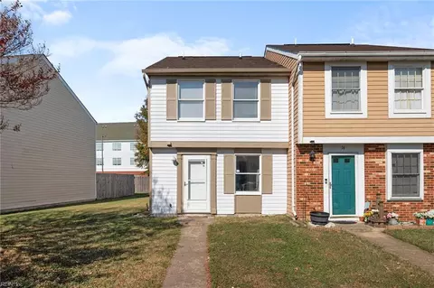 17 Christine Ct, Hampton, VA 23666