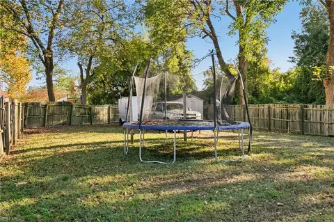 56 W Little Back River Rd, Hampton, VA 23669 photo 35