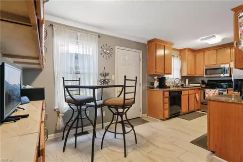 56 W Little Back River Rd, Hampton, VA 23669 photo 14